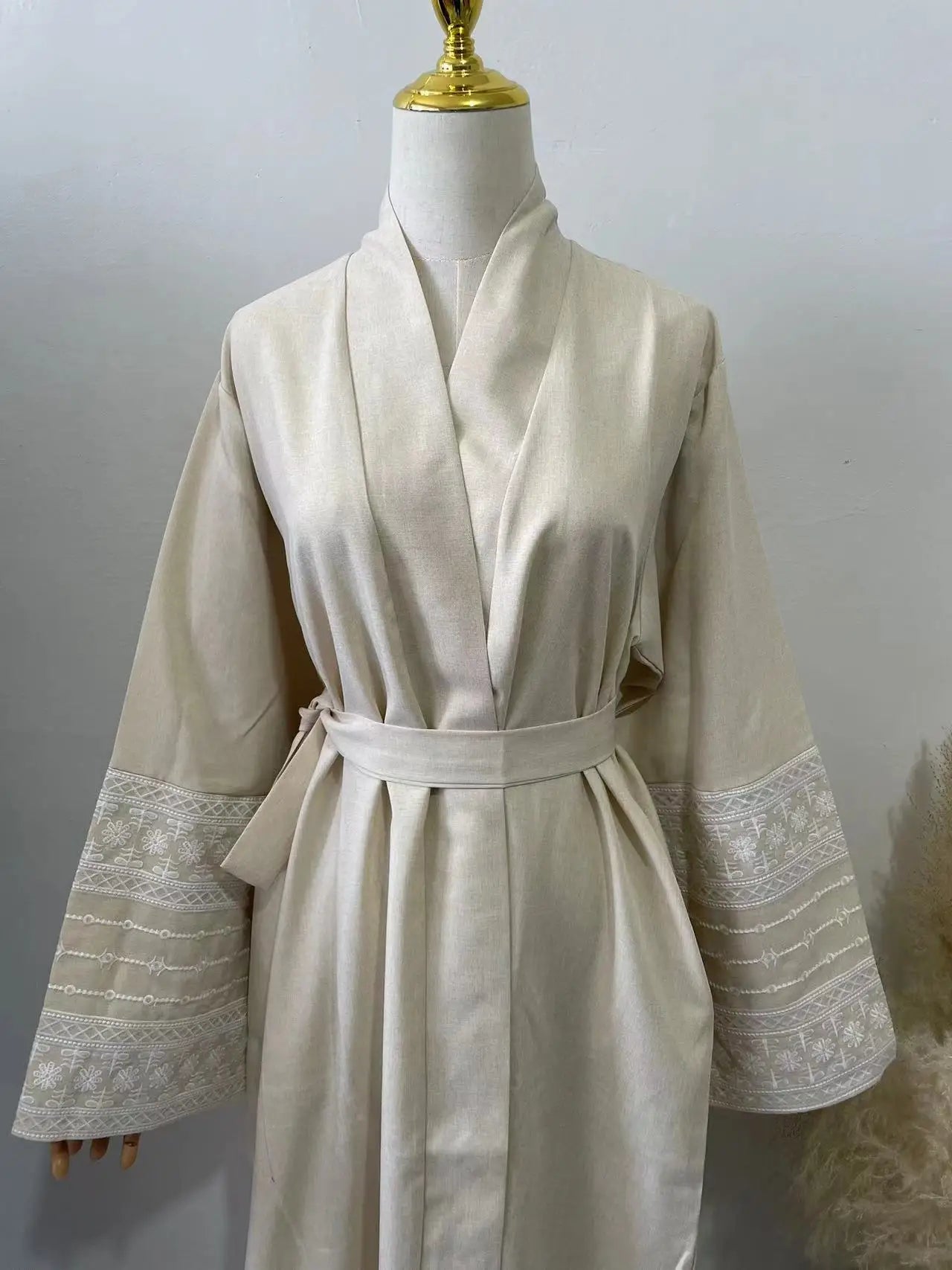 Fashion Embroidery Kimono Oversized Muslim Robe Syari Female Full Length Muslim Outerwear Worship Service Abaya With Belt wy1946